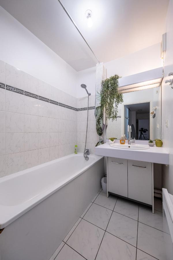 Disney Pop Appartement Сери Екстериор снимка